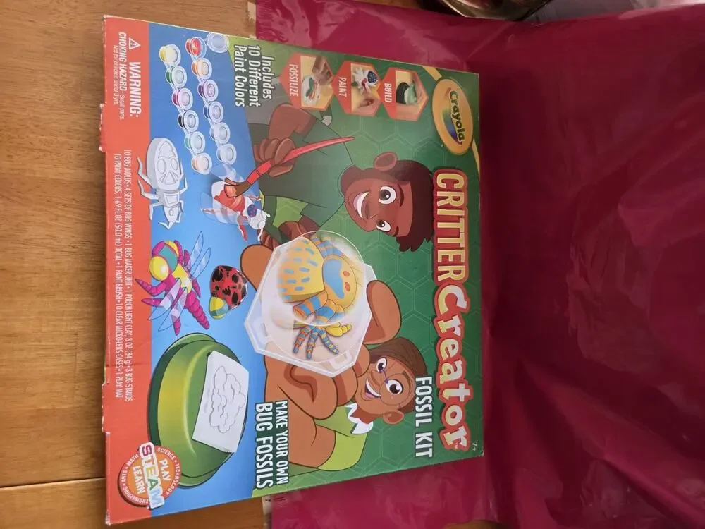 New Crayola Critter Creator Fossil Kit